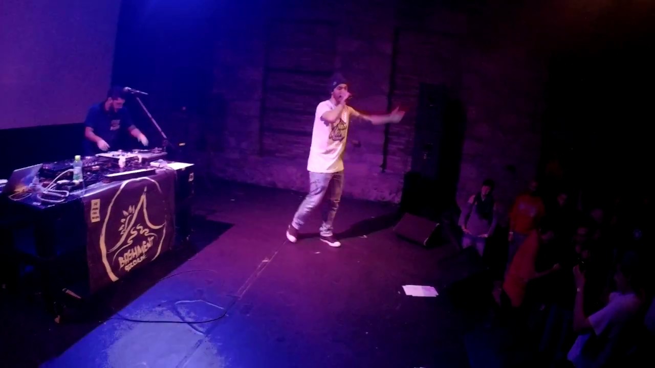 Firefly 7s | Low light footage | Live music sound test