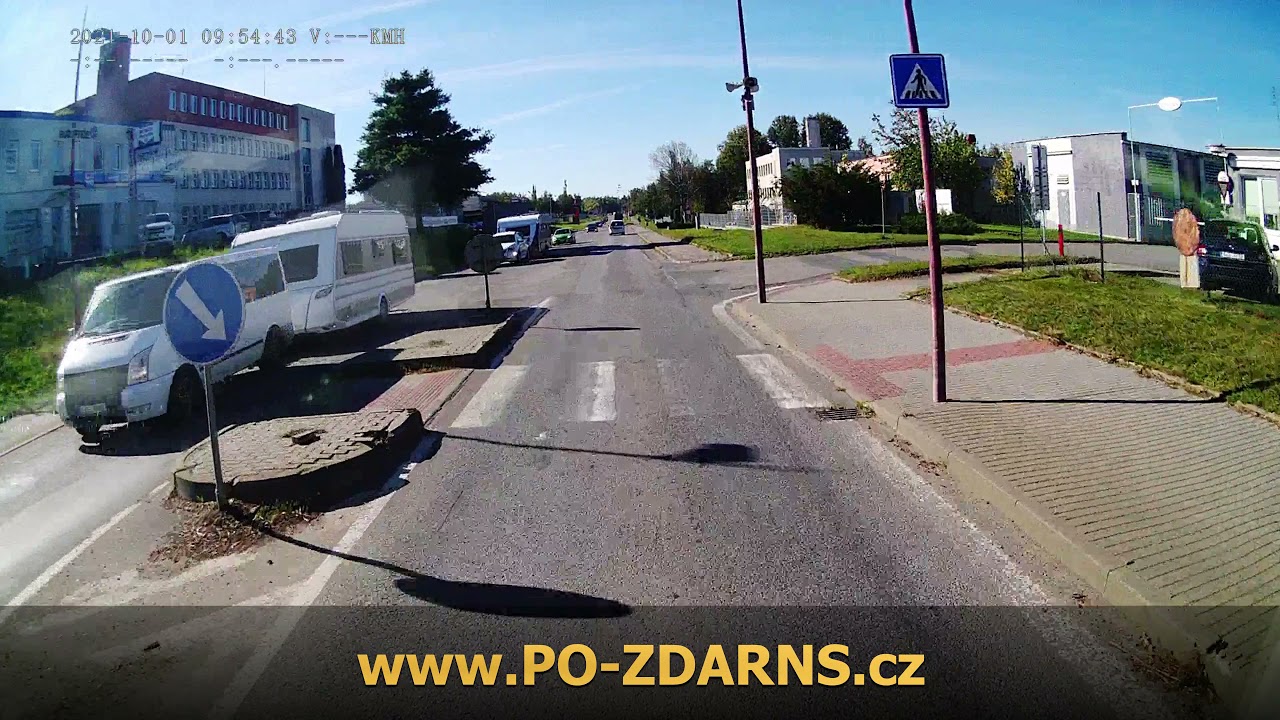 01/10/2021 - Požár lesa Radonín - cesta k zásahu