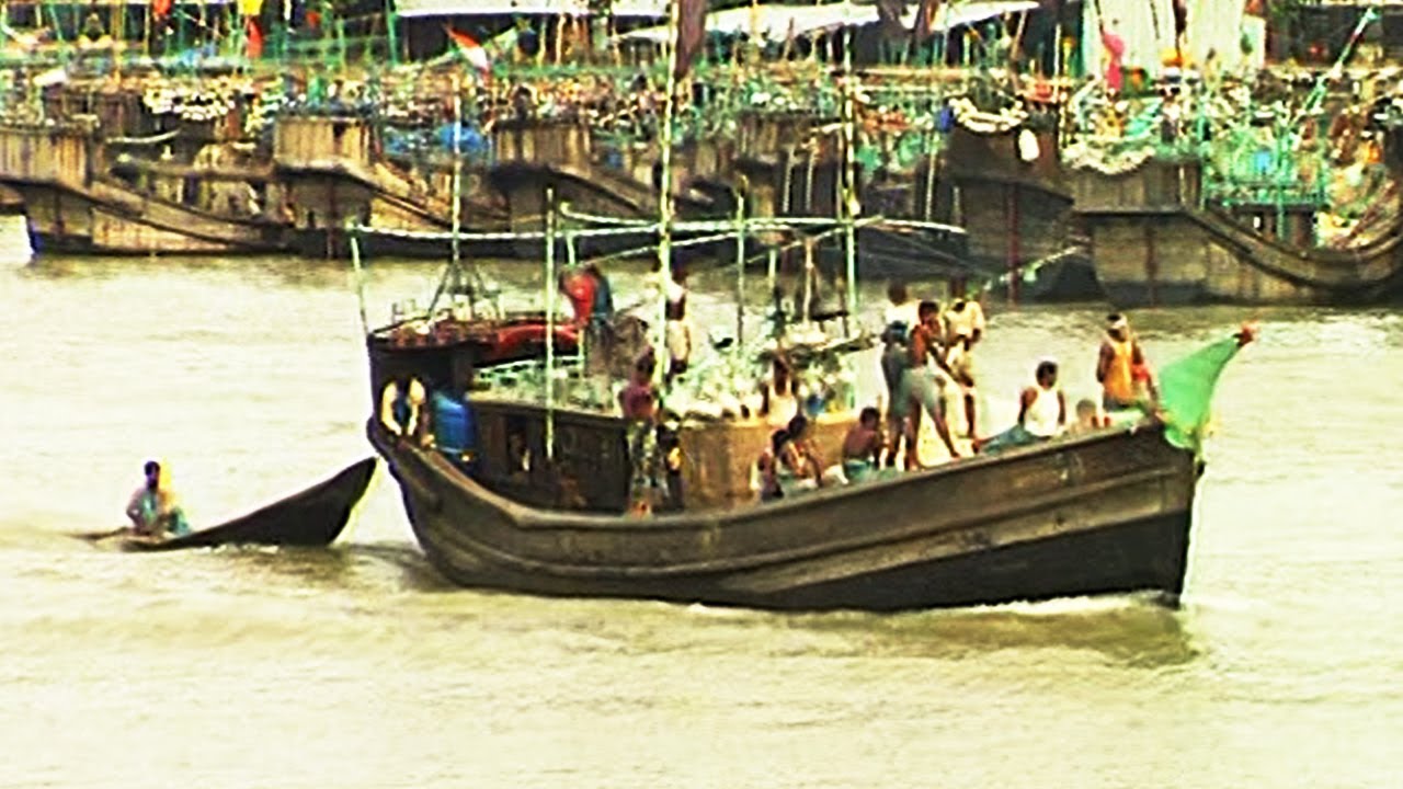 পটুয়াখালীর আলীপুর মহিপুর মৎস্য বন্দর (২০০৫)
