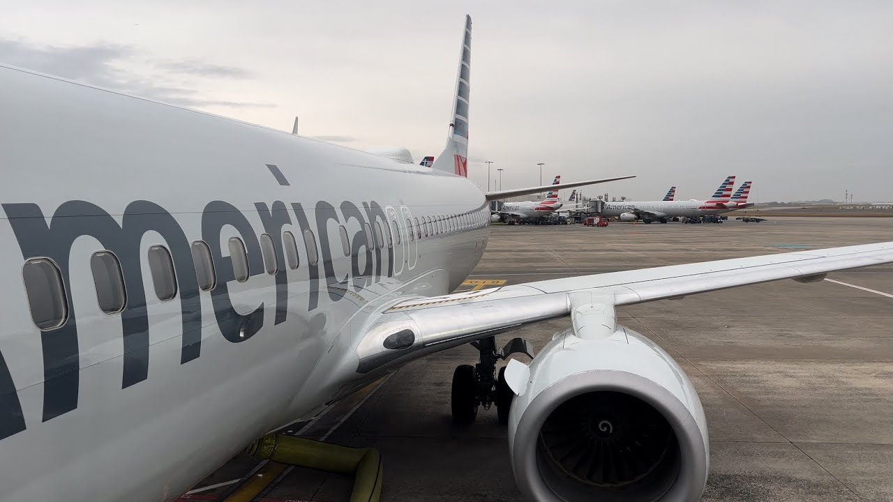 4K | Full Flight (CLT-MIA) | American Airlines Boeing 737-800 (N992AN) (Main Cabin)