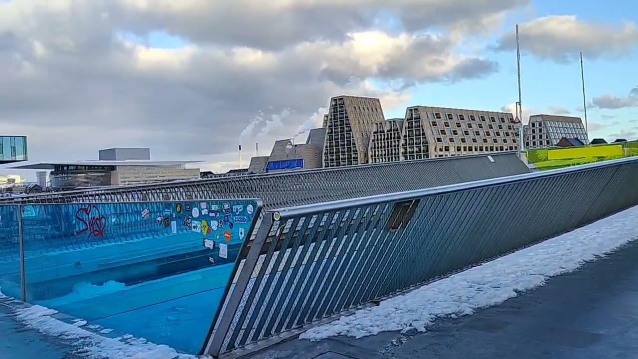 Frozen Nyhavn Copenhagen, It looks Stunning 