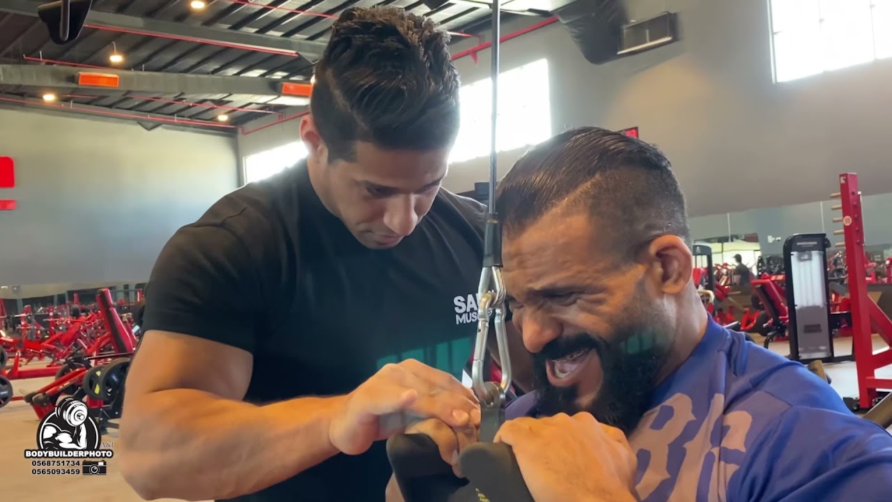 الحلقة الأولى من برنامج  1Day مع البطل والمدرب زكريا الصفار