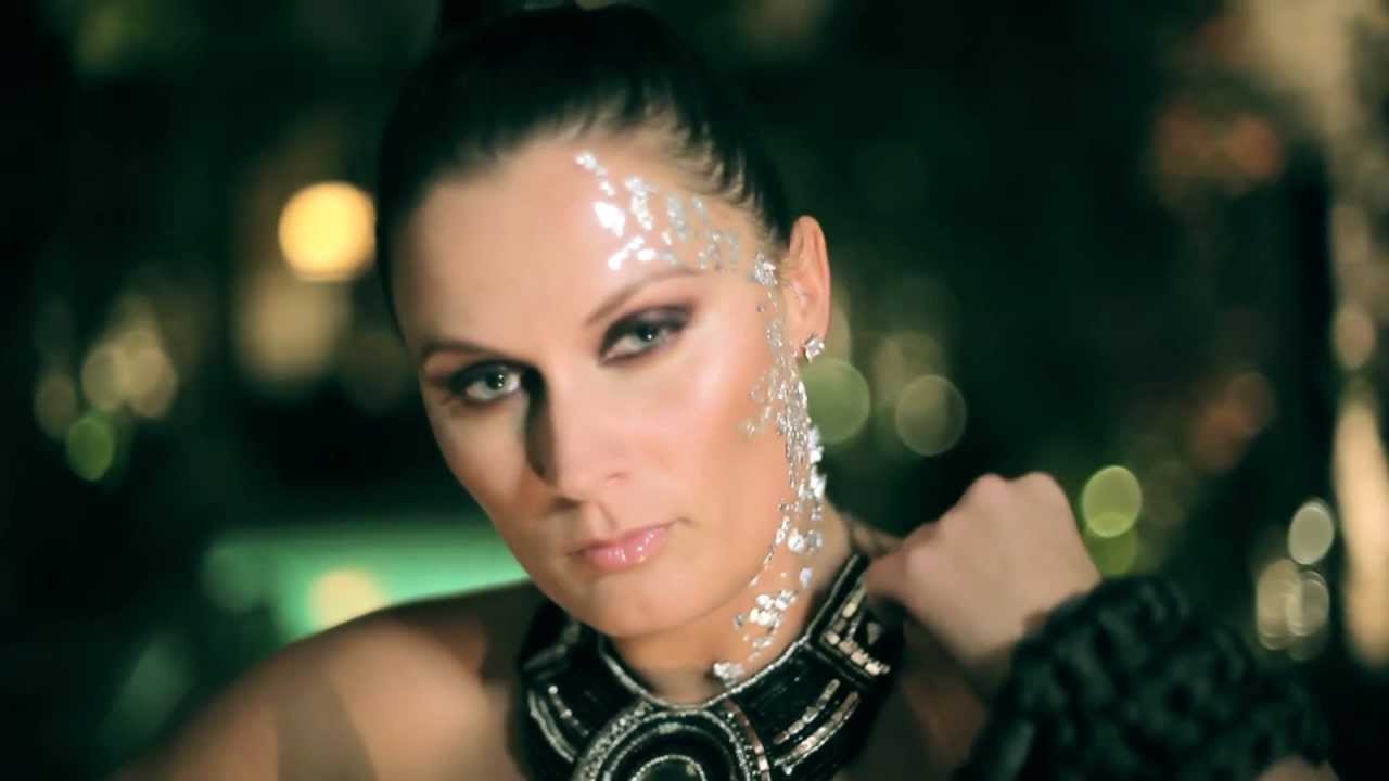AnnaGrace - Ready To Fall In Love (OFFICIAL VIDEO)