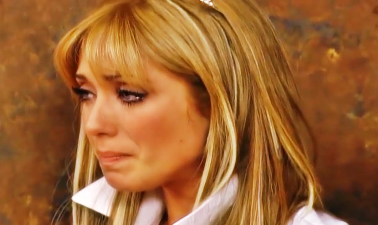 Anahí como Mia Colucci - Parte 247