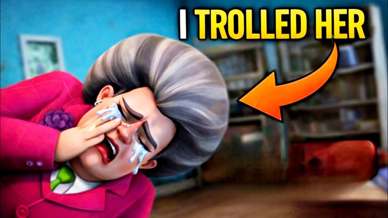I TROLLED Scary Teacher & SHE CRIED 😈