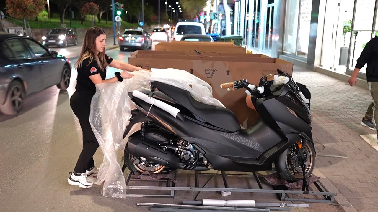 unboxing ZONTES 350 SCOOTER 2024