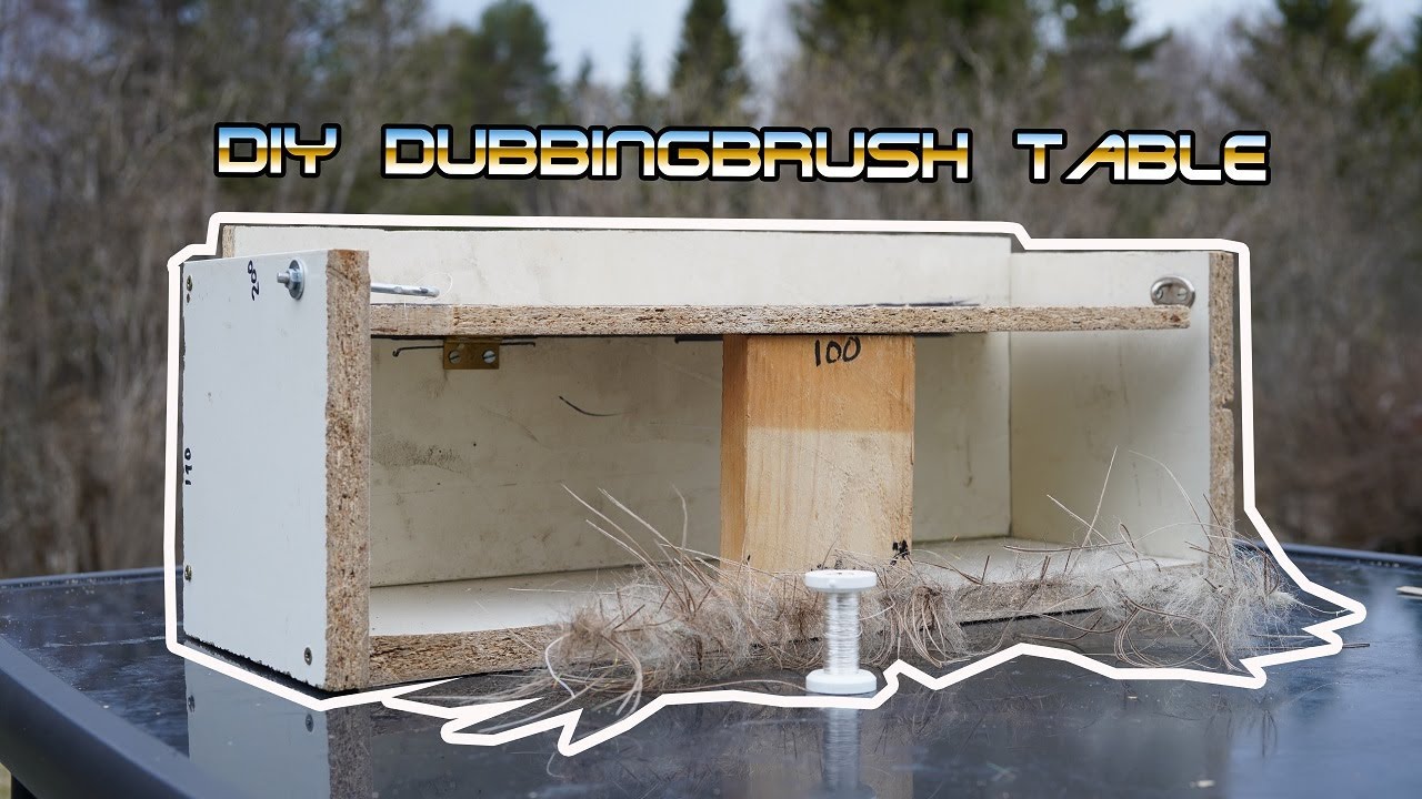 Making super SIMPLE DIY Dubbingbrush Table from random leftover stuf.