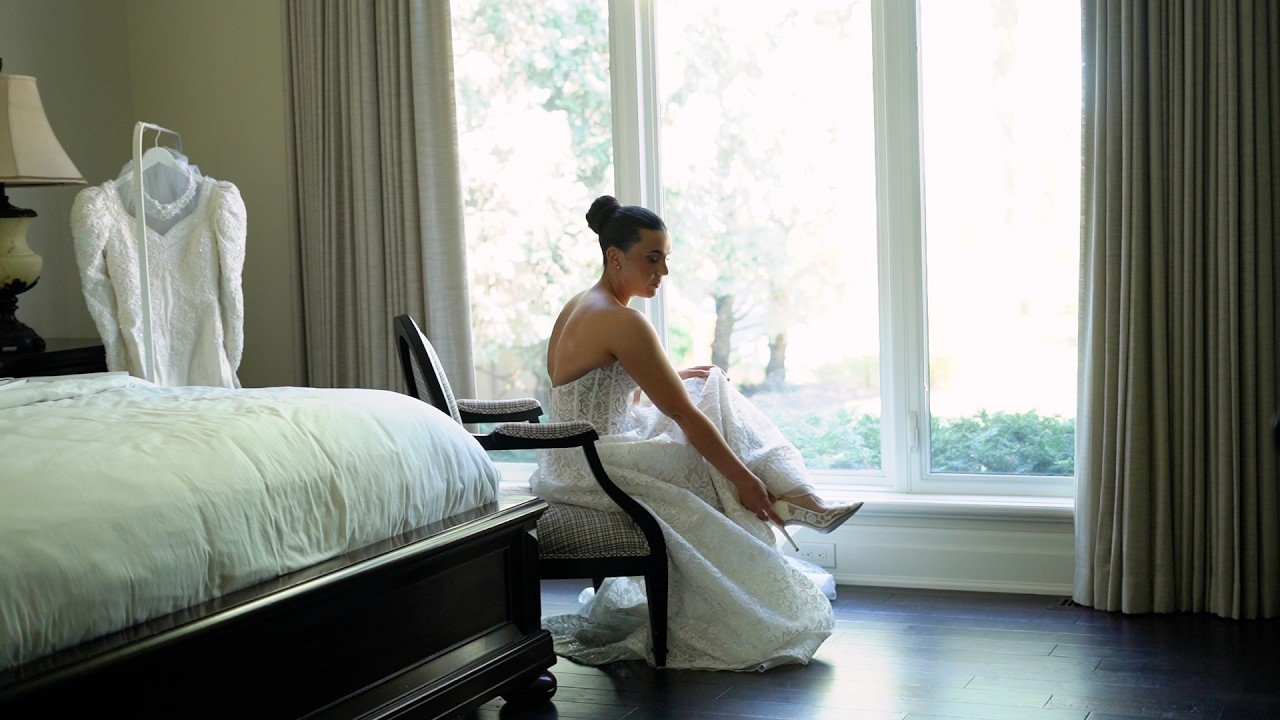 Riverbend Inn & Vineyard NOTL // Josh and Gabby beautiful vineyard wedding!