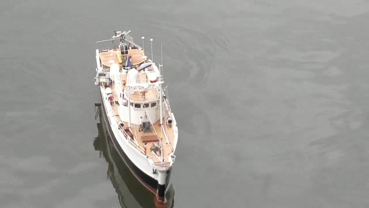 Le bateau 
