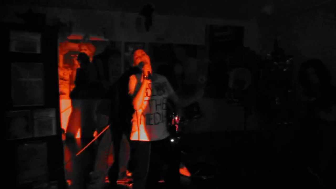 The Quaintrelles play the LA Punk Museum