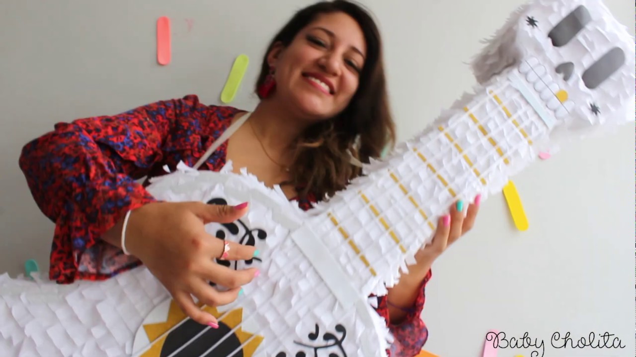 Piñata Guitarra Coco Disney Pixar