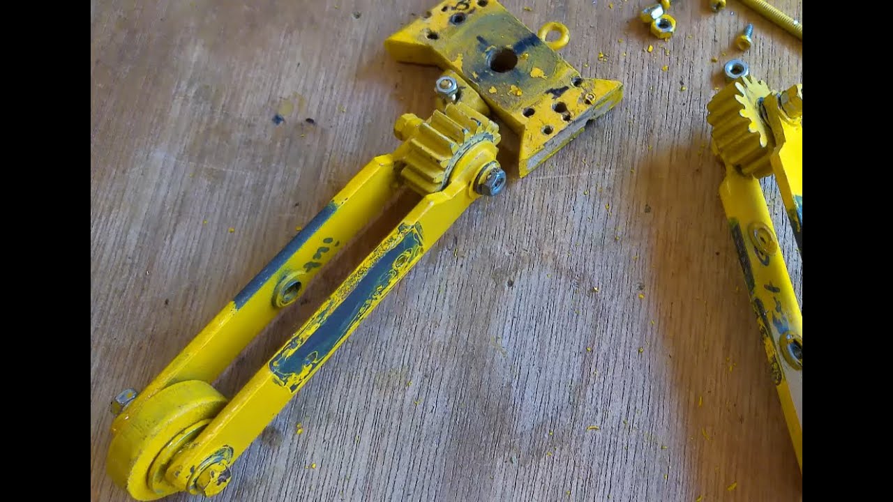 Modification châssis Pelle à chenilles CAT 229 LC.