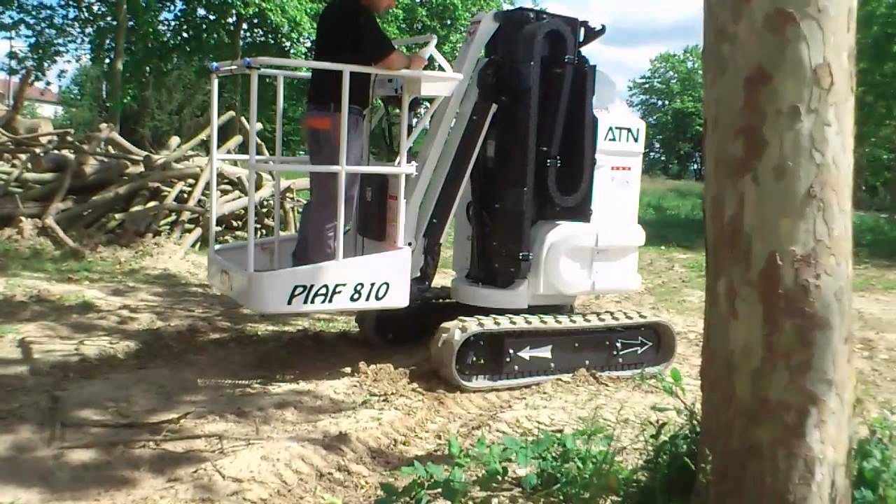 Mast boom lift on tracks PIAF 810