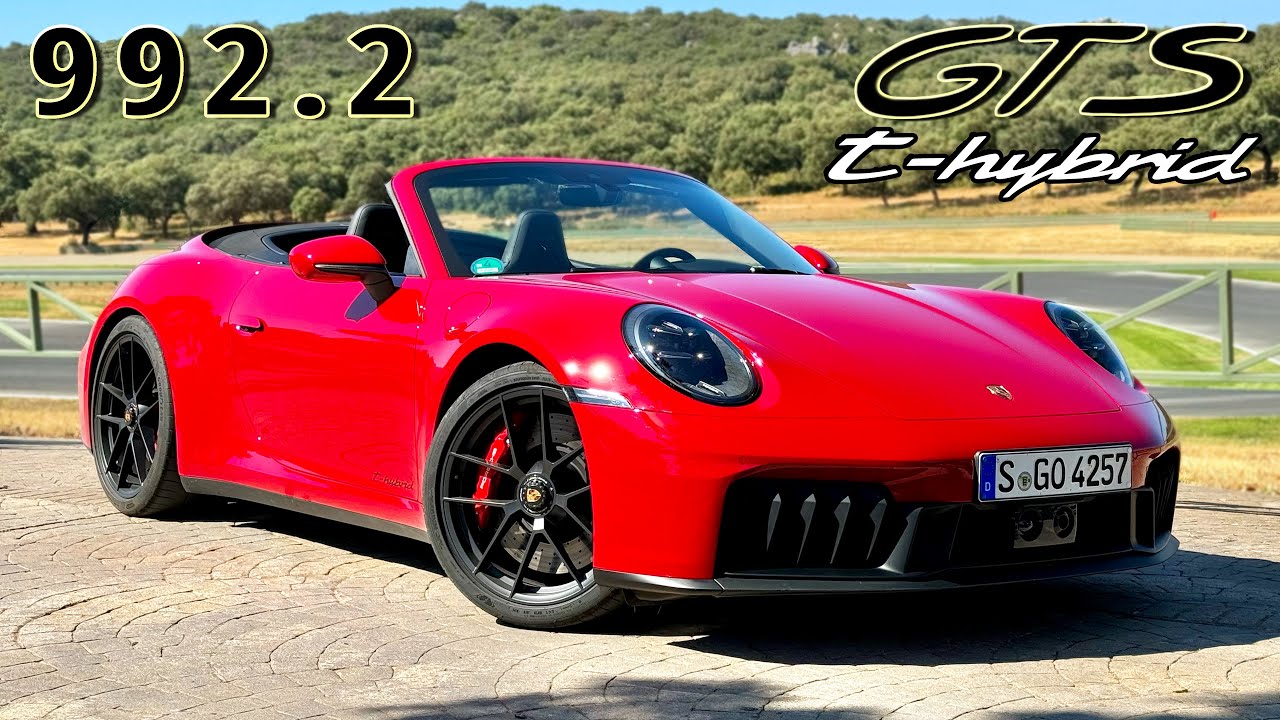 2025 PORSCHE 911 GTS 992.2 // REVIEW on ROAD & TRACK