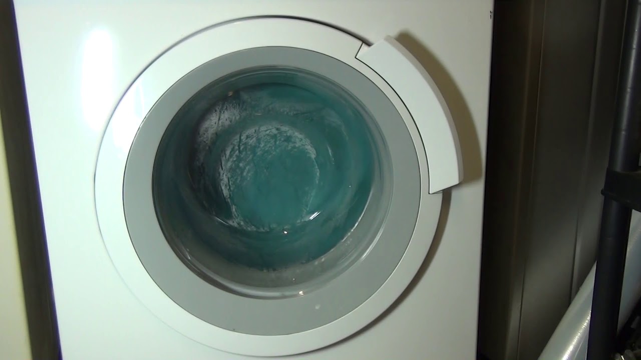 Bosch Logixx 8 WAS32461GB : Final spin 1600rpm + unload (Part 4)