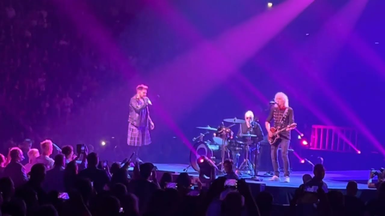 QUEEN + ADAM LAMBERT - THE RHAPSODY TOUR - Köln 26.06.2022  - CRAZY LITTLE THING CALLED LOVE