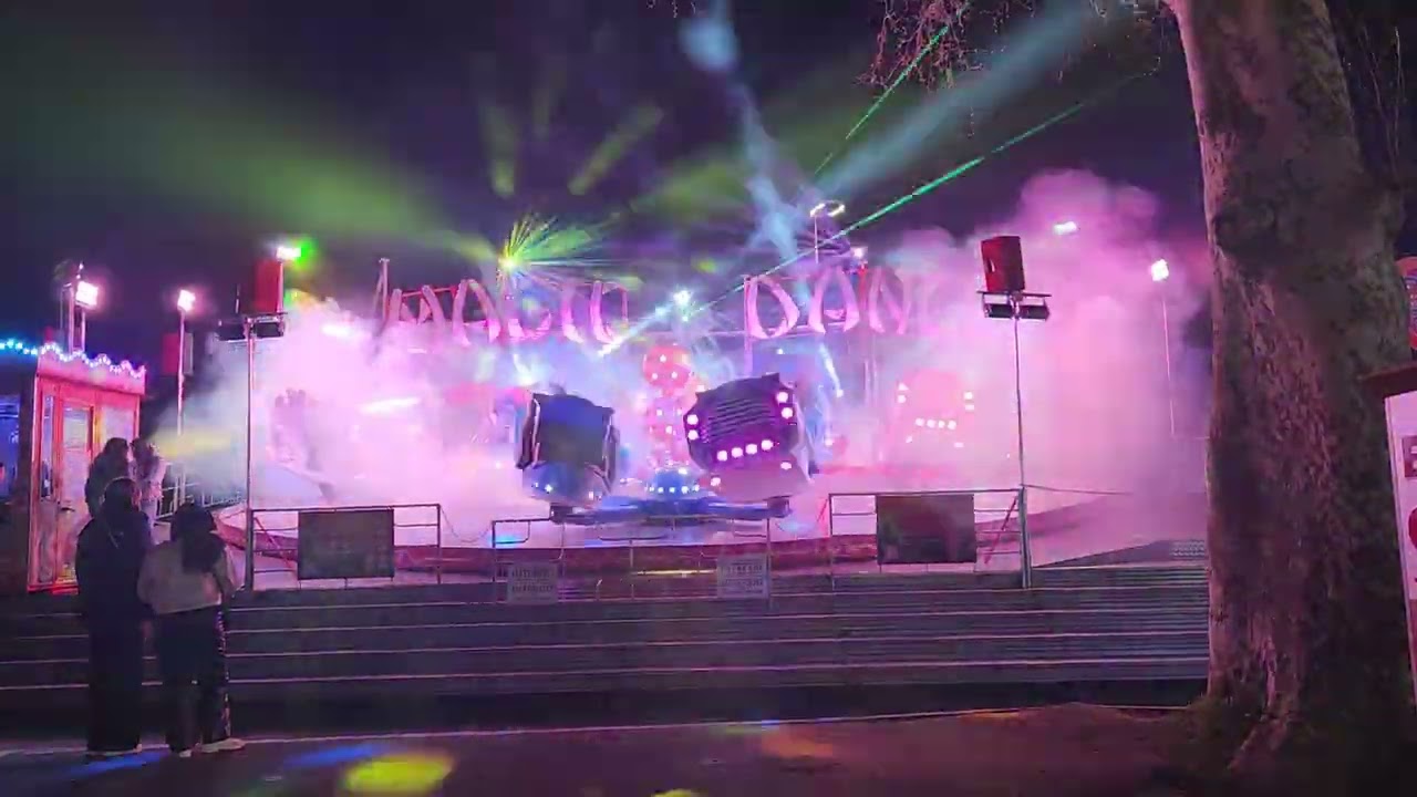 manège magic dance de nuit fête foraine laval
