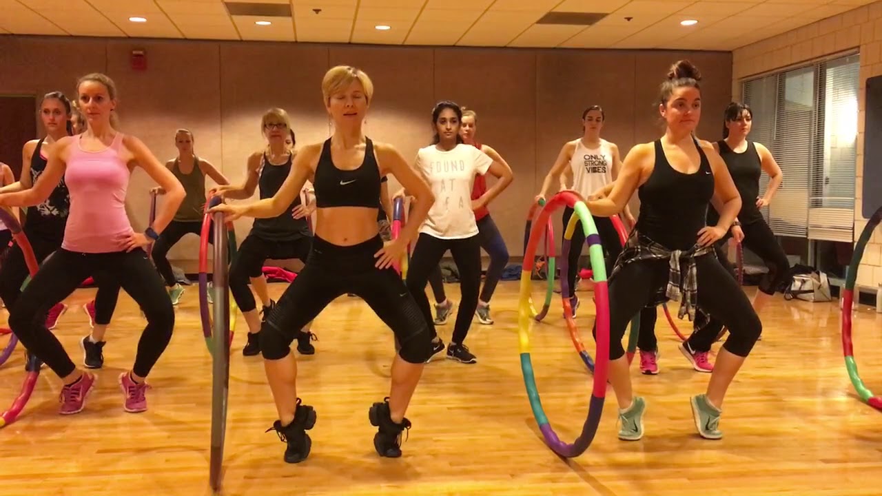 “DERNIERE DANSE” Indila - Dance Fitness Workout Ballet Barre With Hula Hoops Valeo Club