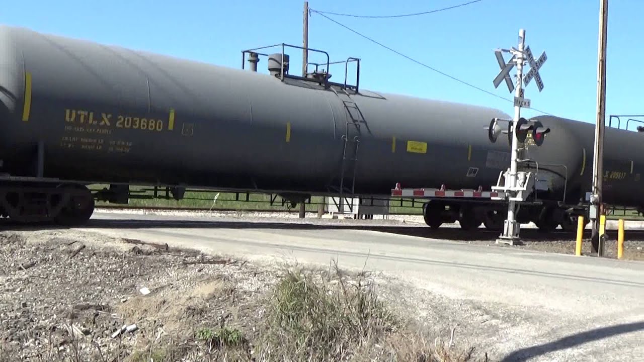 Norfolk Southern 9470 (C40-9W) Galveston Texas
