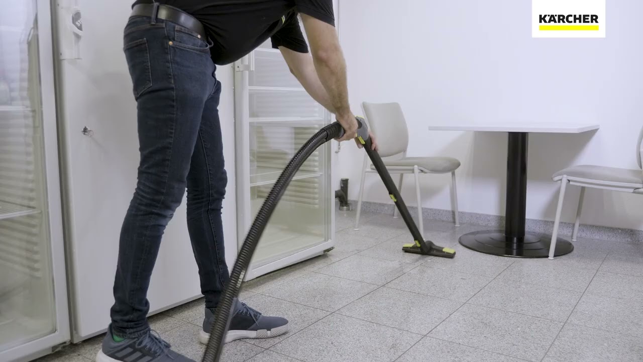 How to start up the detergent function at the steam vacuum cleaner SGV 8 5