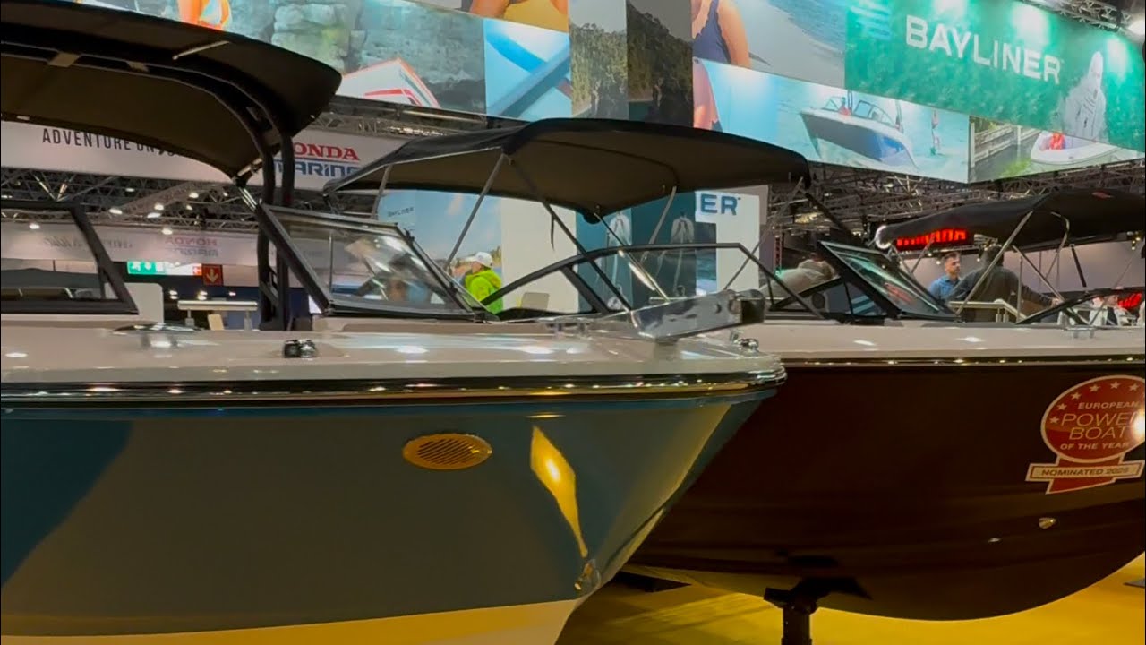 Our tour of the Bayliner stand at Düsseldorf (V20, V20i, C21 and VR6 Cuddy)