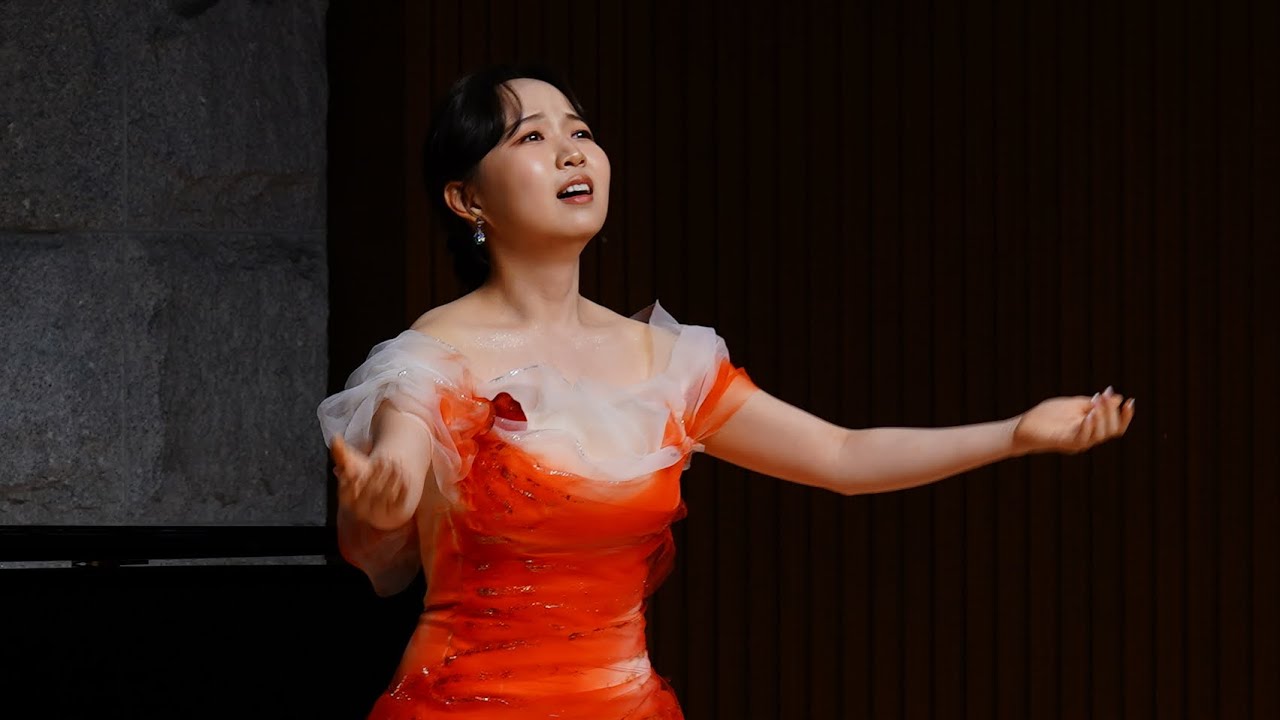 서울대학교 성악과 졸업연주회 ㅣ A. Thomas- À vox jeux, mes amis (from opera ‘Hamlet') l Soprano Eunsam Lee
