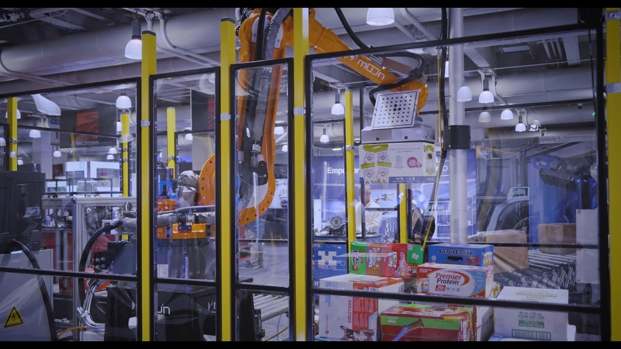 QuickBot Plug-and-Play Robotic Case Handler Clears Mixed-SKU Pallets at AMR & Logistics Week