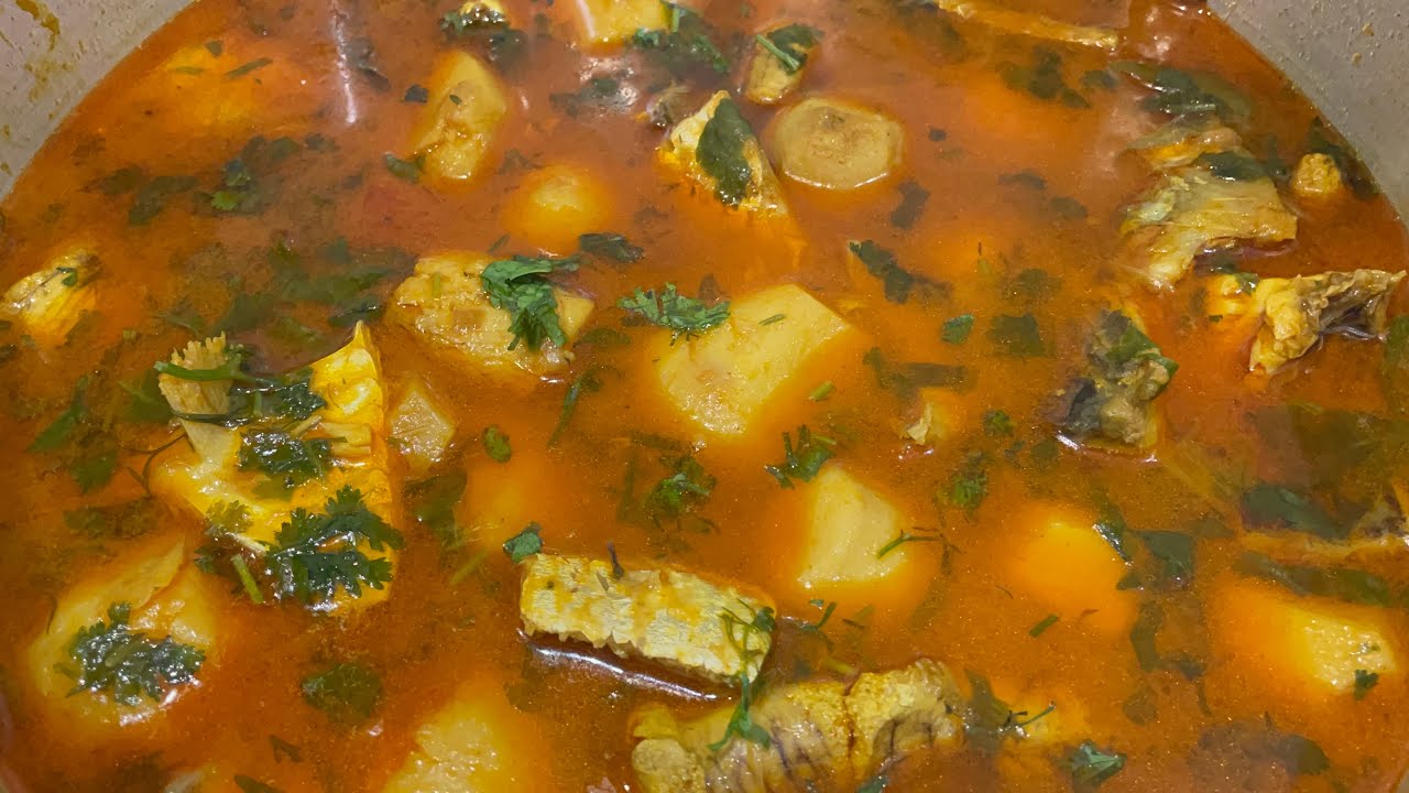 SYLHETI RANNA | MUKI WITH FISH | ELISH FISH MUKI CURRY|