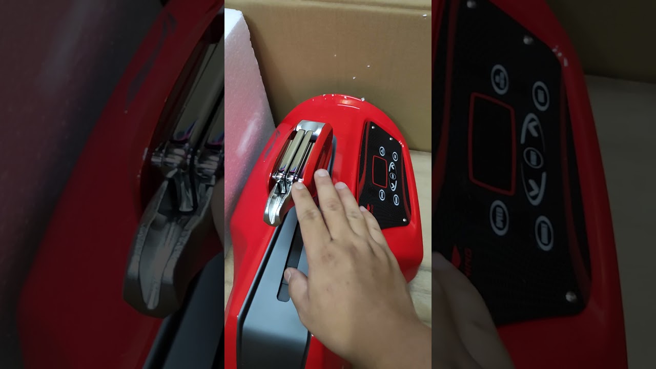 li-ning e5000 unboxing. electric machine.  mesin pasang senar digital badminton