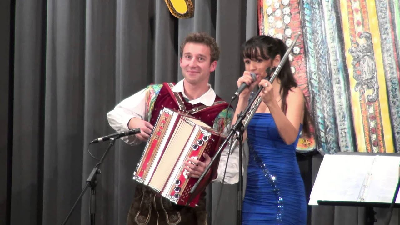 Navihanke & Jernej Kolar - Gasilec moj (v živo)
