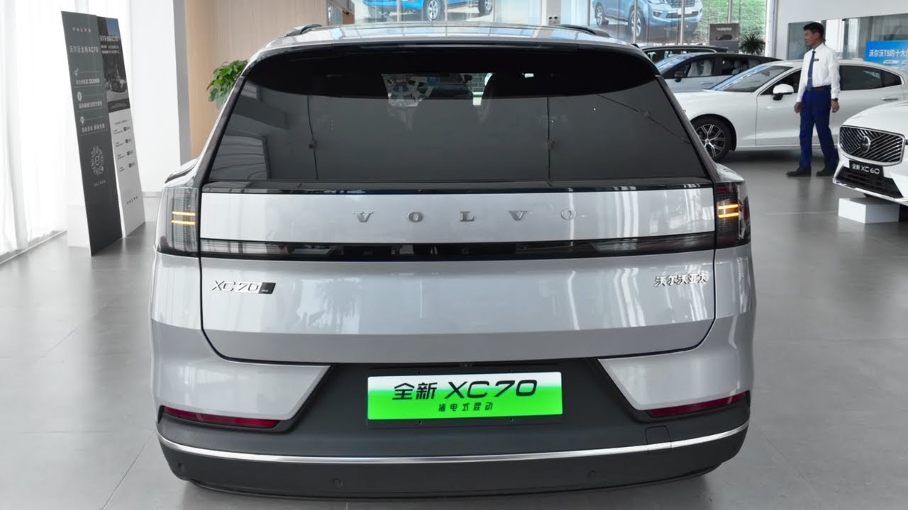 2026 Volvo XC70 Walkaround Experience