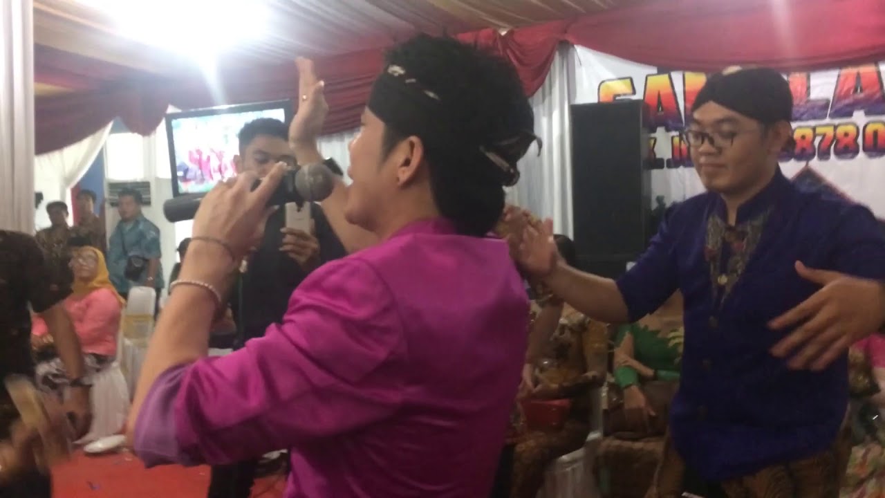 Dhimas Tedjo feat. DTBFC | Banyu Langit