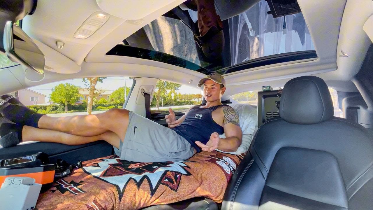 Living in my Tesla full time Q/A: creepy encounters, shower, bathroom