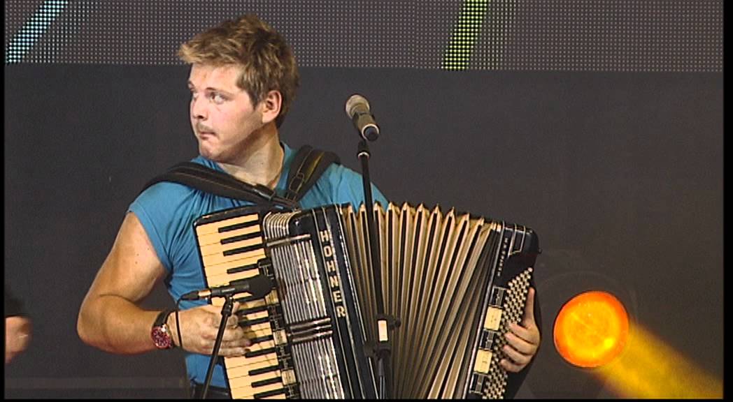 VESELI SVATJE - NA AVTOCESTI