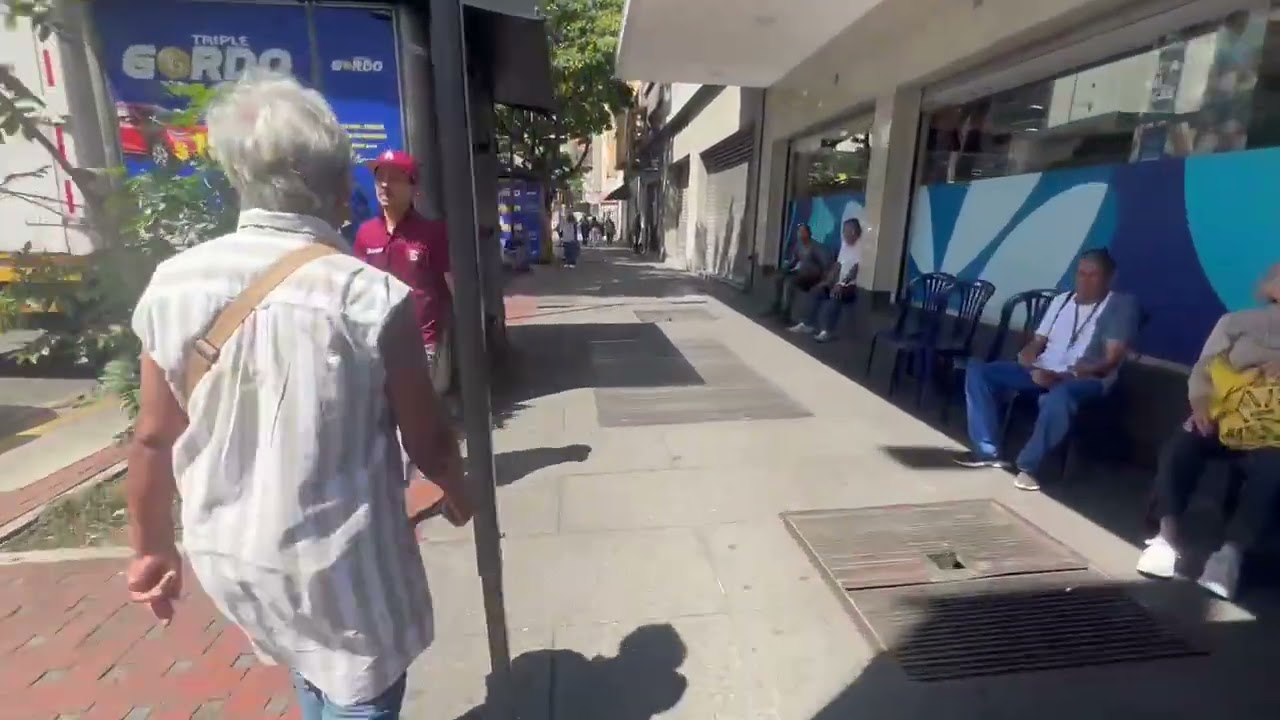 Así se caminan por la calles de chacao caracas el 20 de febrero del 2026 hermoso y seguro