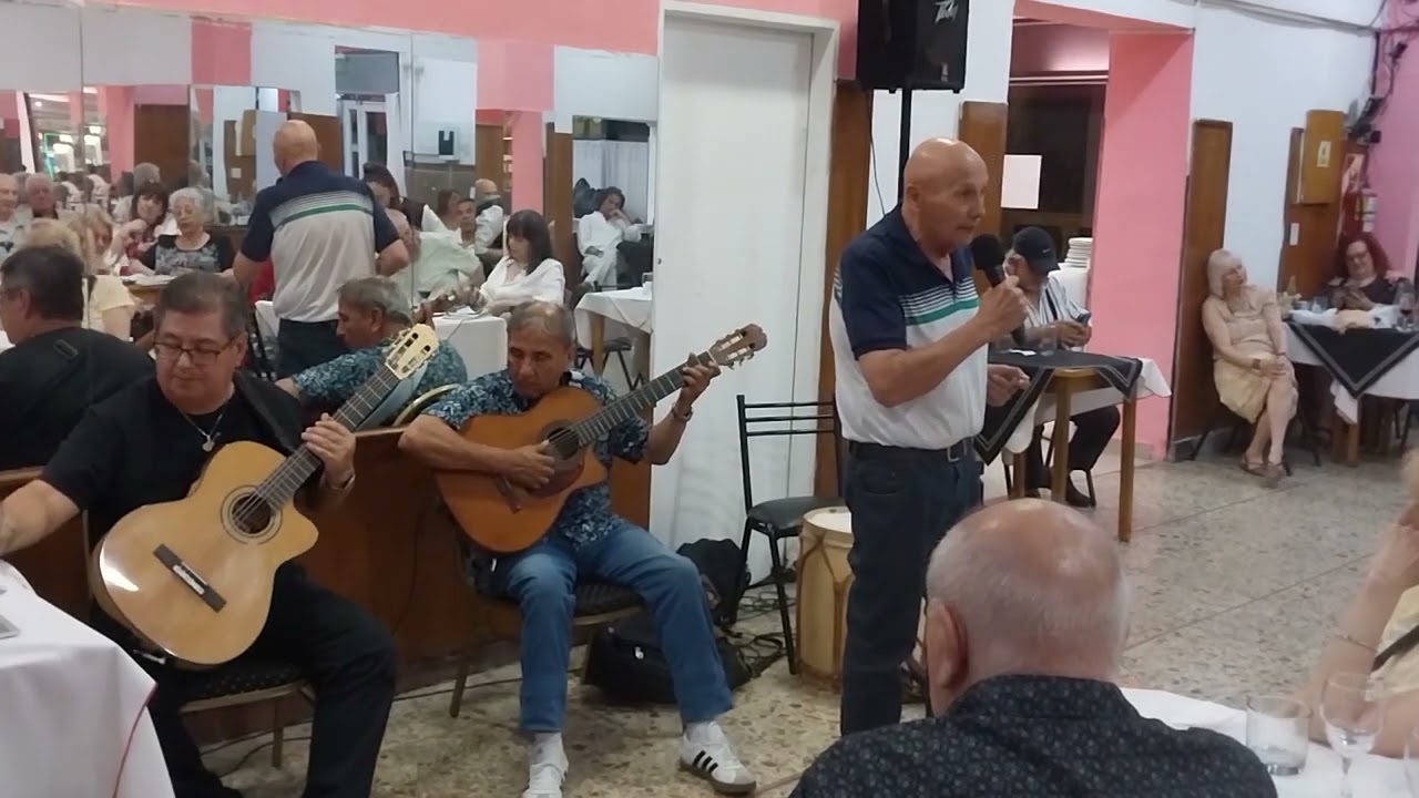 Y si, Luis Avellaneda, explotó saliéndose de sí por la situación económico/ política actual.