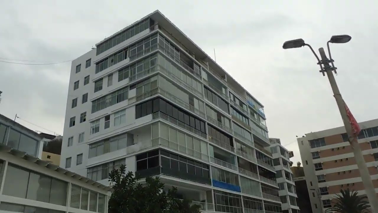 Ancón: Caminando por el balneario que fue el más exclusivo de Lima en el siglo XX.