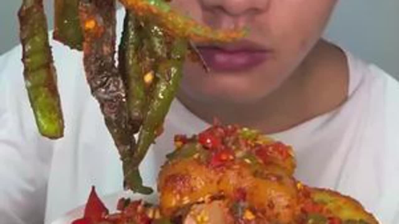 #美味分享～辣椒盖饭#