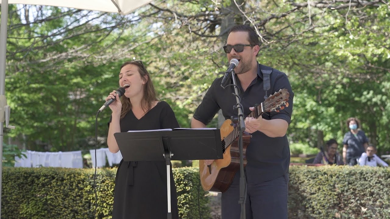 Nils Anderson ft. Niki Vanlerberghe (live @ wzc Vinck Heymans)
