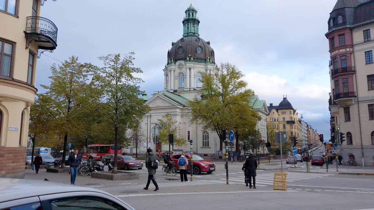 Walking in Stockholm: Odenplan subway art and Västmannagatan (4K)