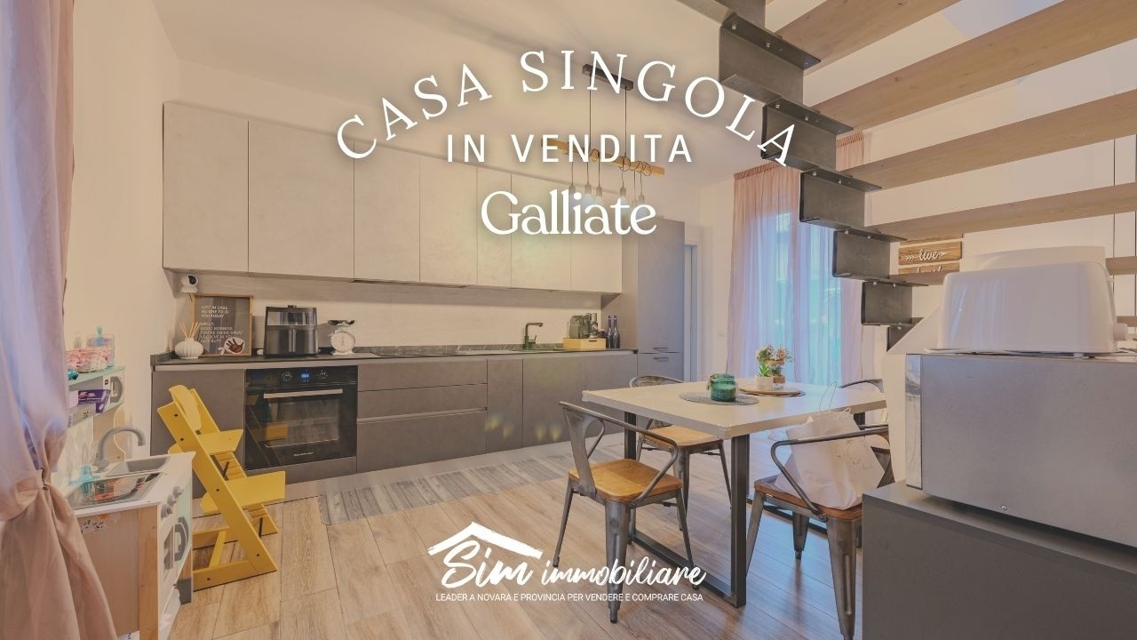 Casa di corte interamente ristrutturata in vendita in centro a Galliate, Novara