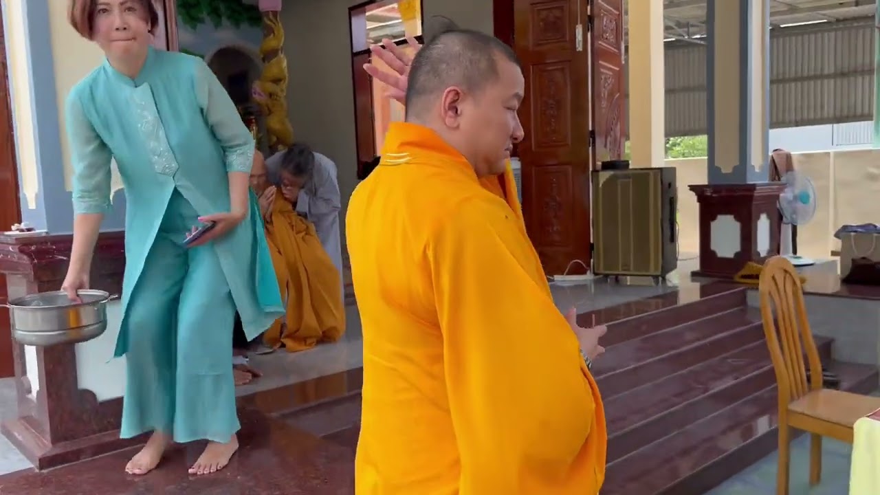 ngày 27 tháng 11, 2025