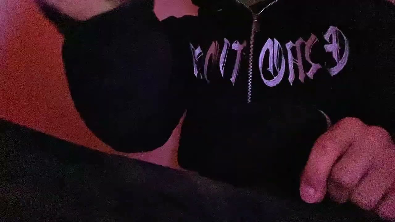 ASMR | Intense Scratching with Finger Snapping and Water Sounds 