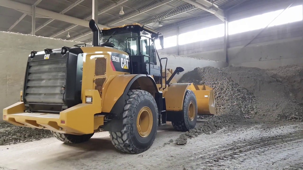 962M  HAŁDOWANIE MATERIAŁU