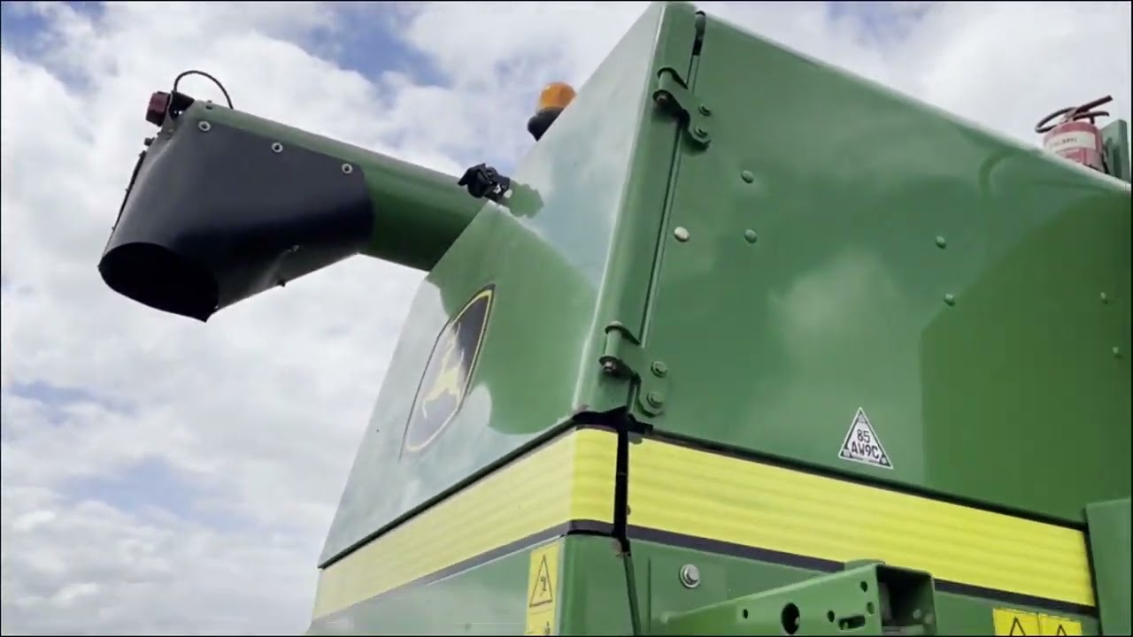 2009 JOHN DEERE C670 For Sale