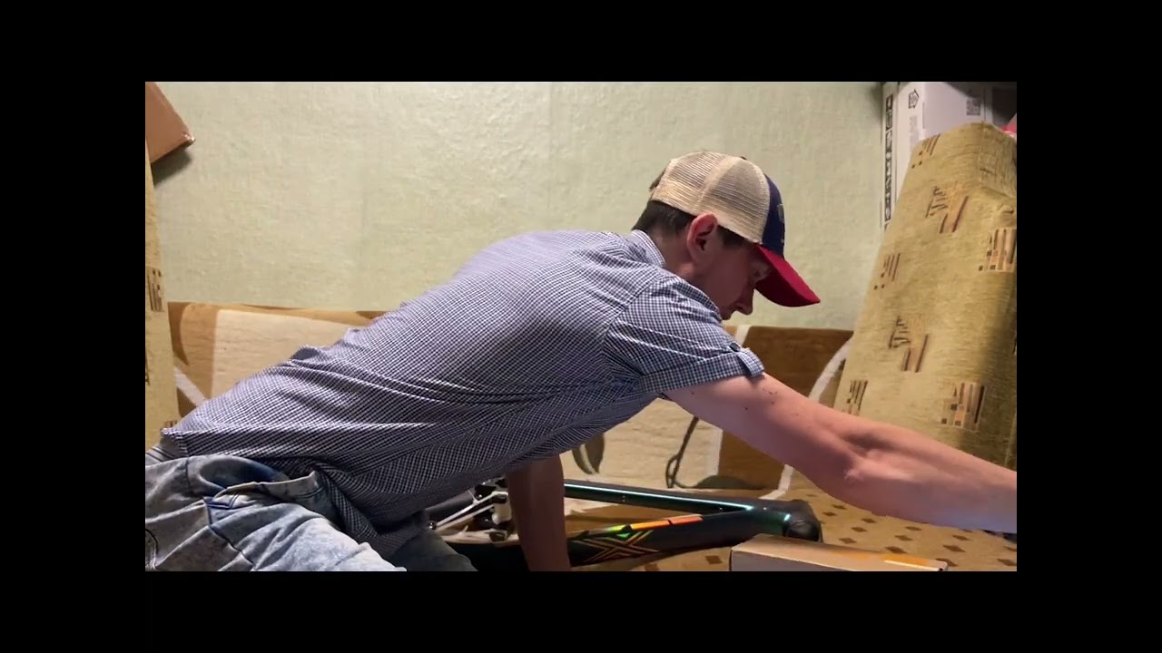 Видео-Подсказка_заказал сам впервые запчасти на свой двух подвес даунхильный с али в 2025+распаковки