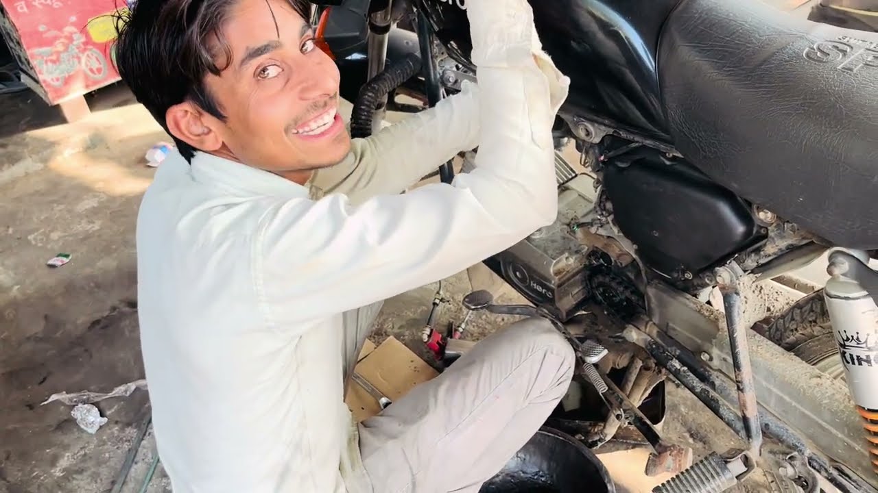 बाईक कि सरविस घर पर 🏍️👍#viralvideo  (2)
