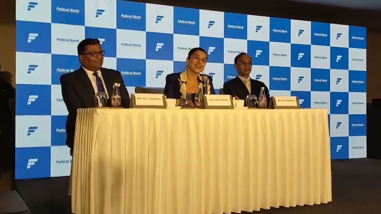 Vidya Balan : Saving is very important for women | महिलाओं 50 याह 100 रुपया बचाने की आदत लगाओ |