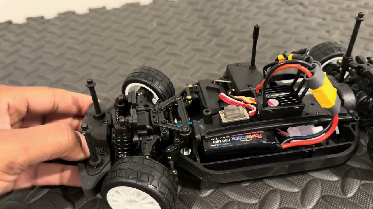 Настройка регулятора скорости Hobbywing 16BL30 для раллийного автомобиля CEN масштаба 1/16.