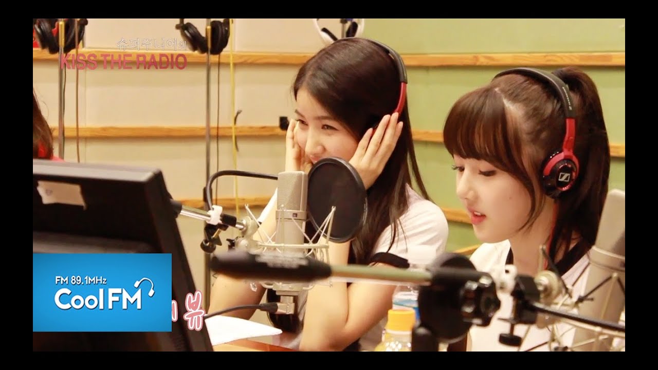 여자친구 GFRIEND 아이엠그라운드 게임과 3초 인터뷰! / 150116[슈퍼주니어의 키스 더 라디오]